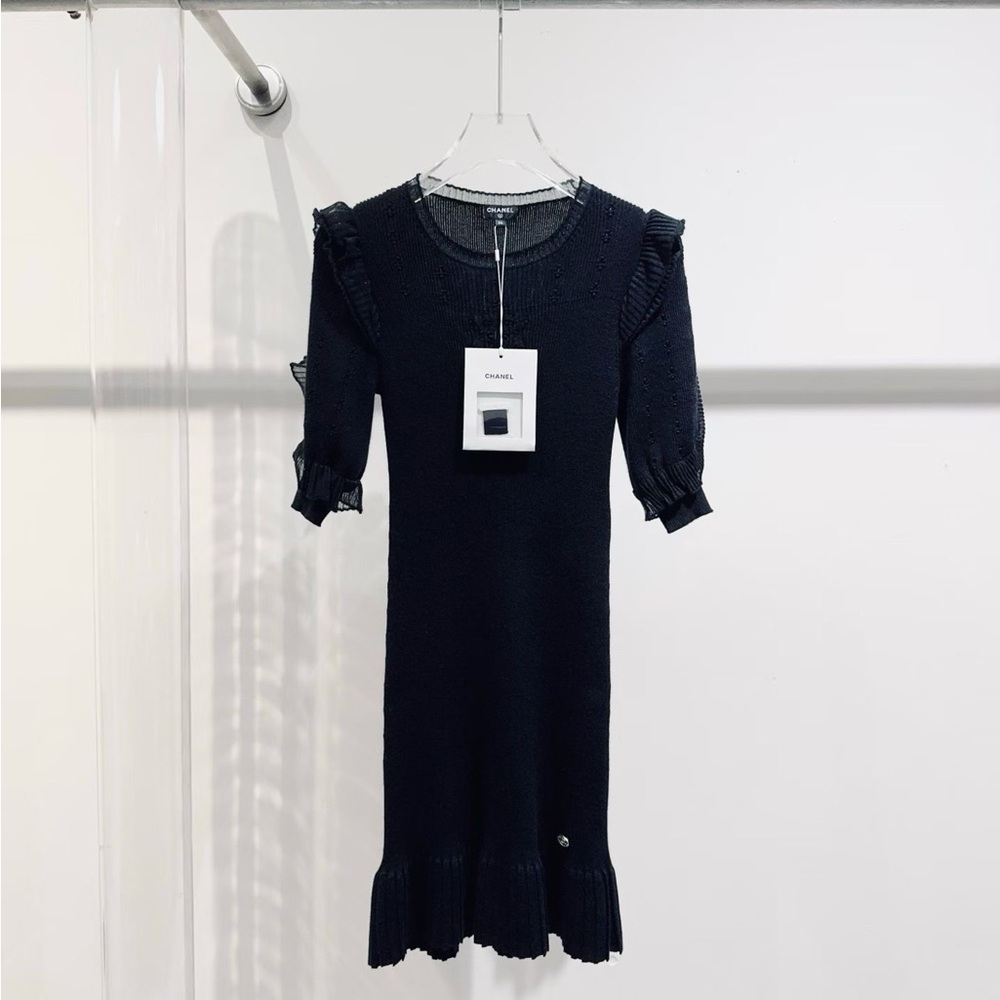 🚩steal authentic CHANEL Elegant Black Long Sleeve Dress